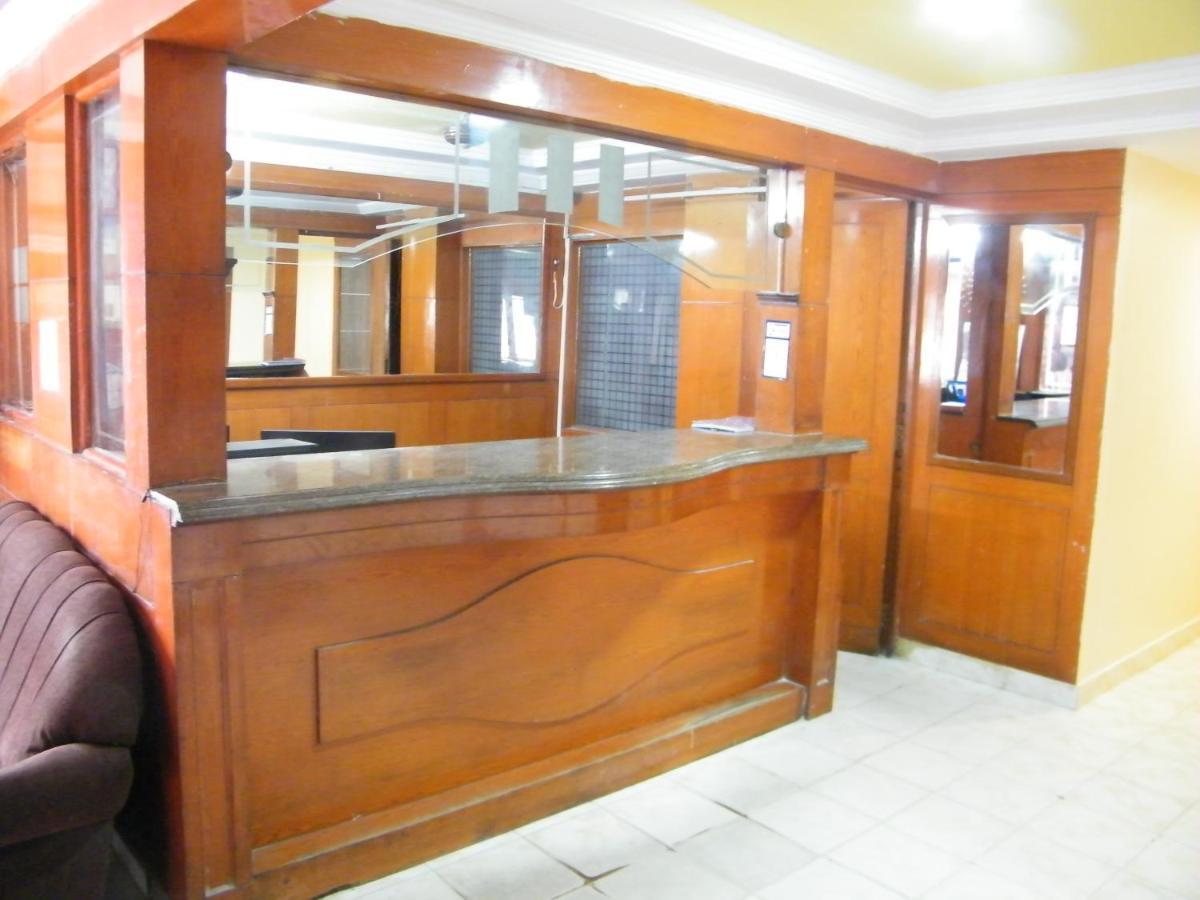 The White House Residency Hotel Madras Buitenkant foto