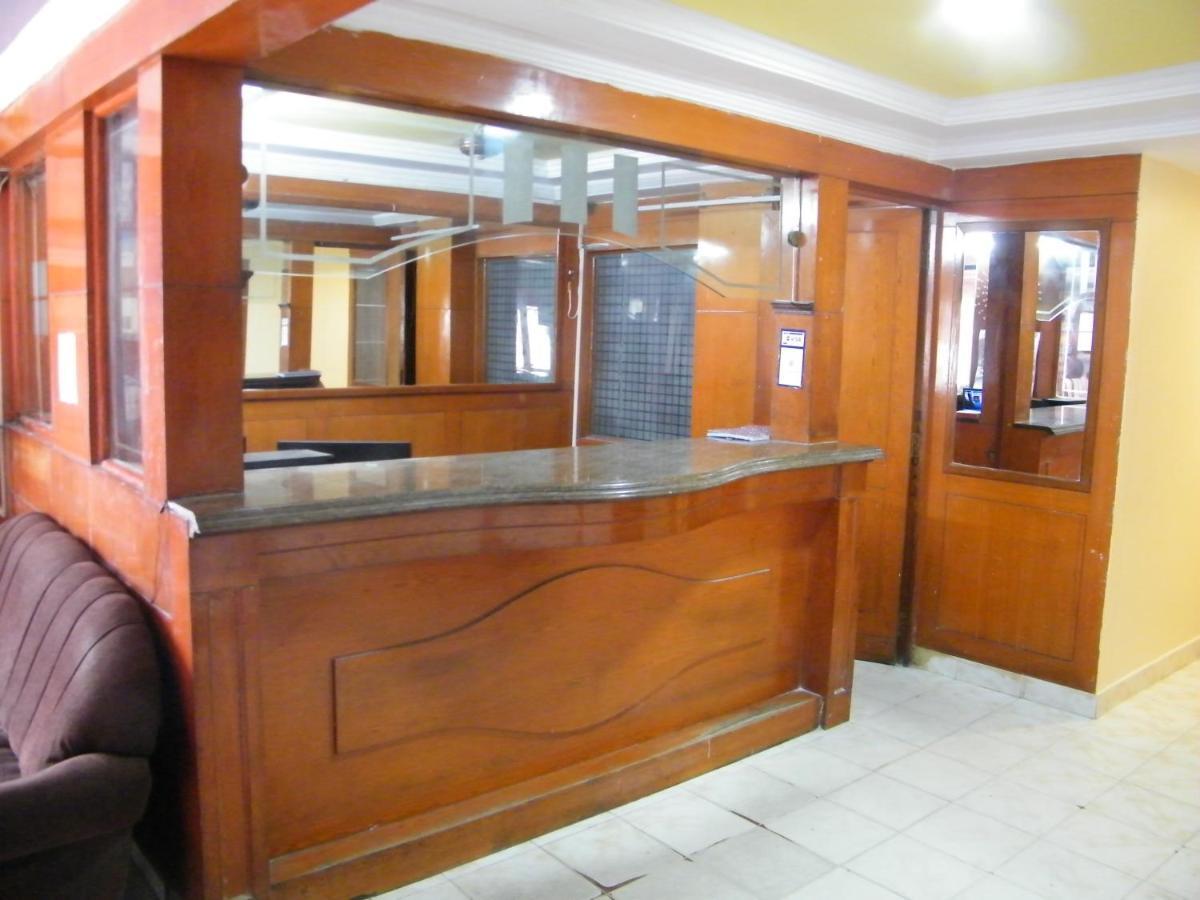 The White House Residency Hotel Madras Buitenkant foto